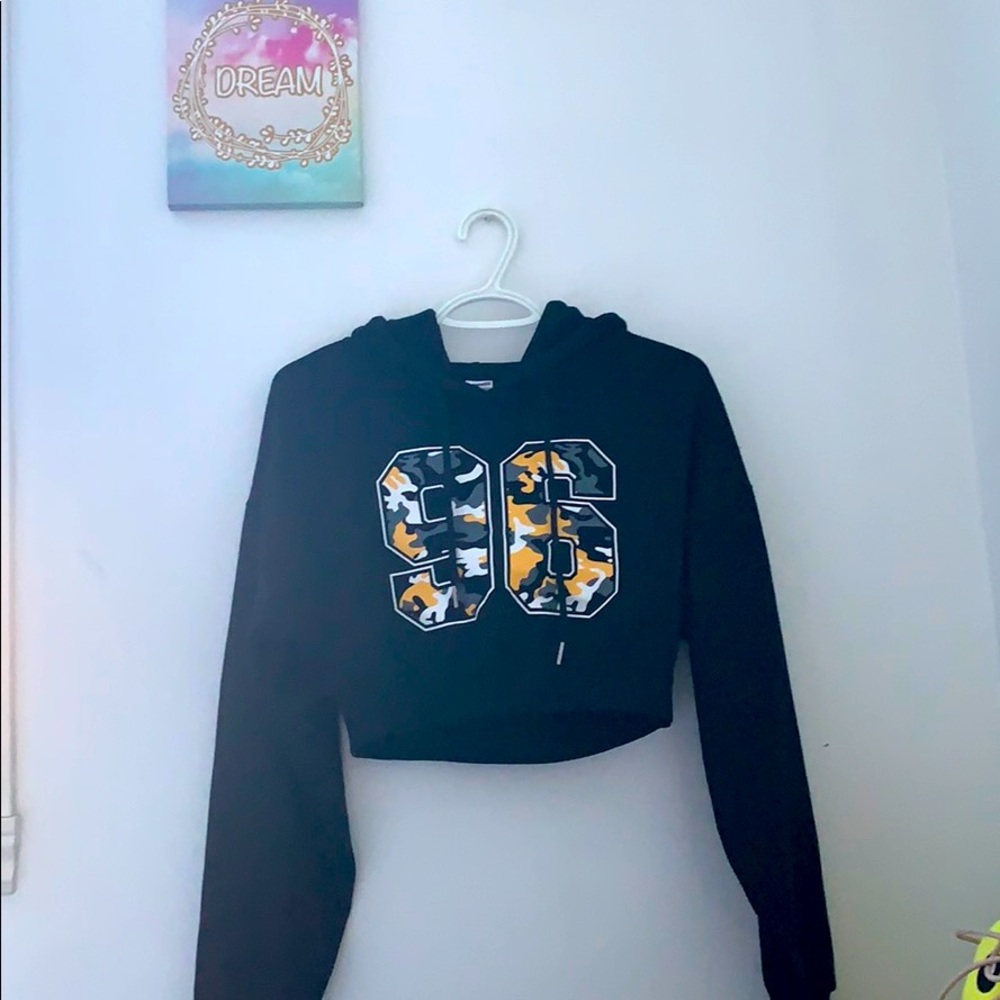 Crop Hoodies